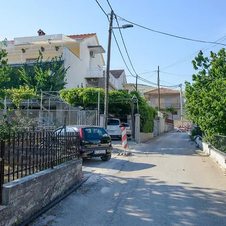 Διαμέρισμα Choko Τρογκίρ